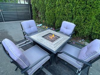 Outdoor furniture with fire pit