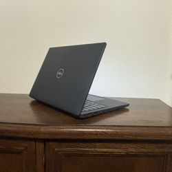 💻 For Sale: Dell Latitude 3520 💻