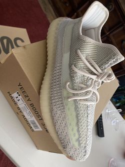 Yeezy 350 Citrin Size 11
