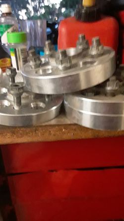 specers w/ 5bolts Tha Wast From My Corvette