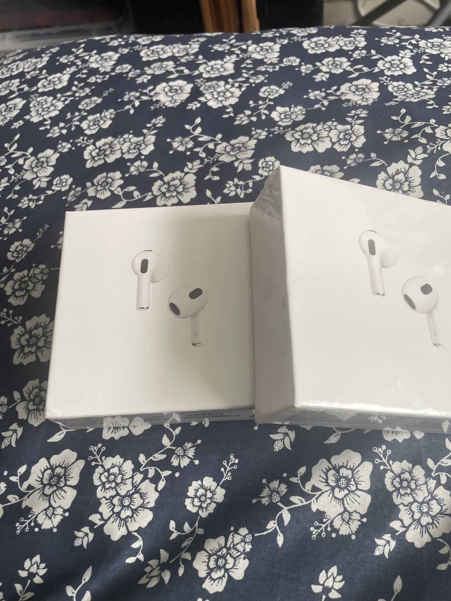Apple AirPods gen 3