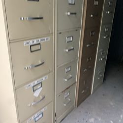 4 File Cabinets Metal They All Good 