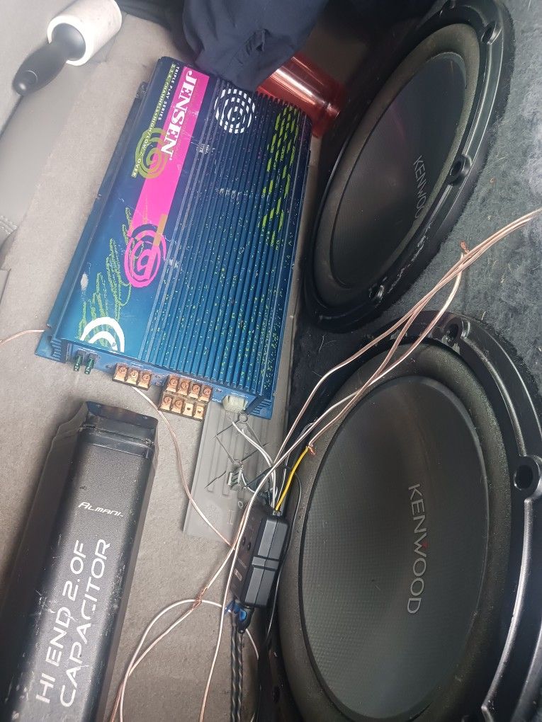 12in Subs Box Amp And Capcitor