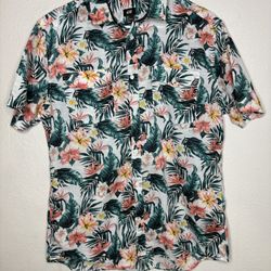 Men’s Tropical Floral Button Up Shirt – Size Large