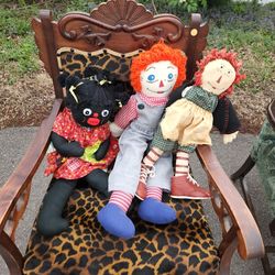 Raggedy ann dolls