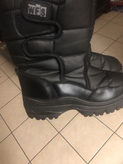 snow boots