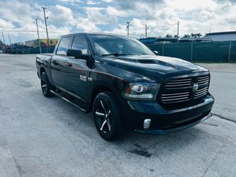 DODGE RAM 1500 5.7 HEMI V8 SPORT 2013