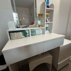 Vanity Desk