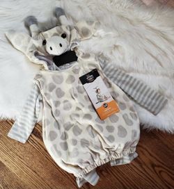 Infant Giraffe Plush Costume sz 12-18 months, Brand NEW! Porch Pickup or Can Ship!