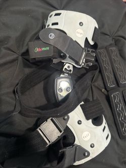 knee brace