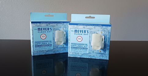 Mrs Meyers Oil Diffuser Kit Set | $10