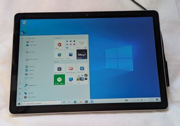 NICE MICROSOFT SURFACE GO 2 WINDOWS TABLET  with power/battery issue