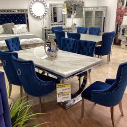 7 Pc Dinning Table 