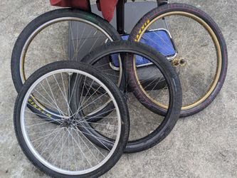 Massive Bike Parts Haul - SE Bikes Project Frames, 29" Maxxis Hookworms, Wheels, Tubes & More