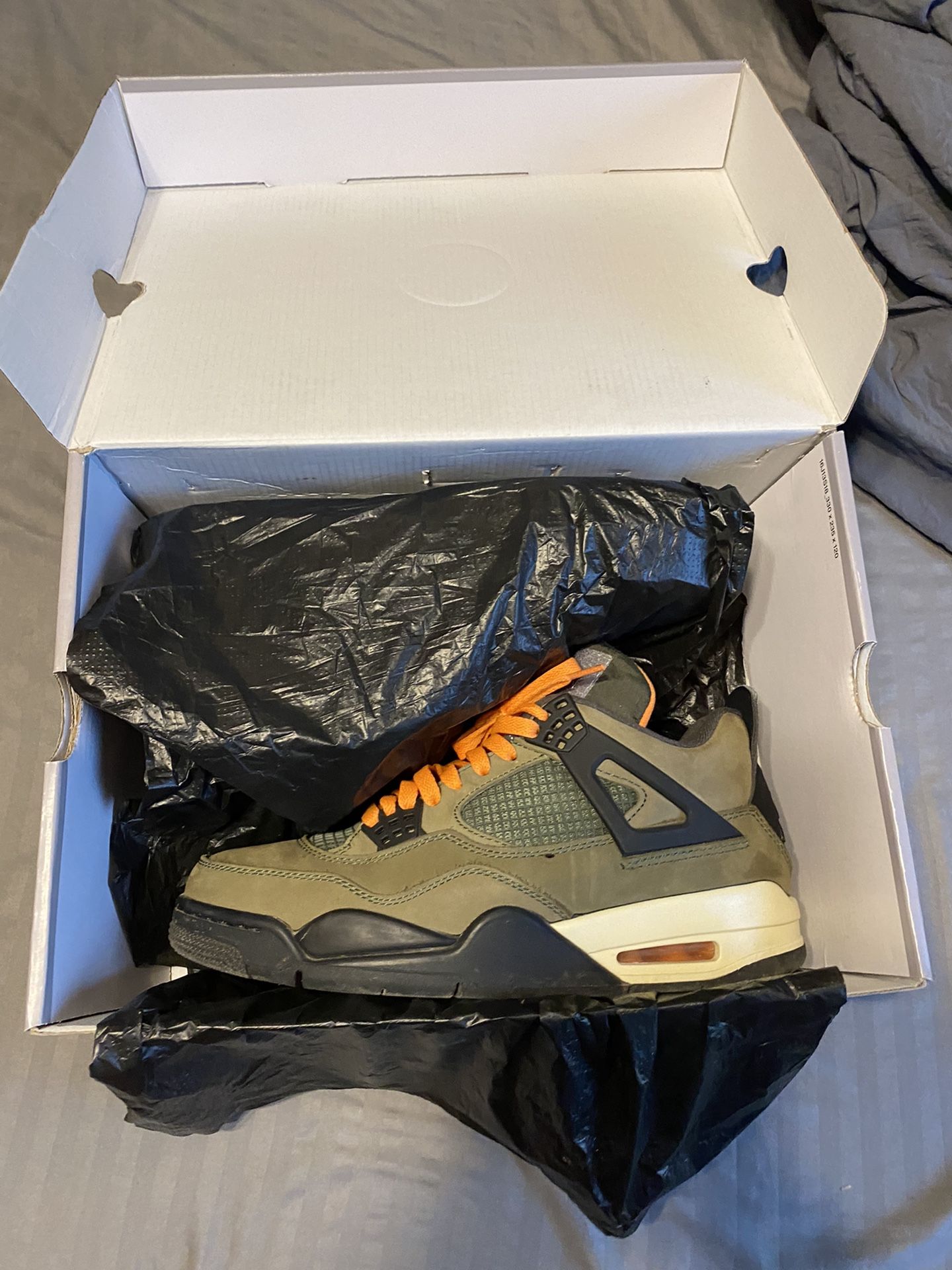 Jordan 4 Retro Undefeated (2018 sample)