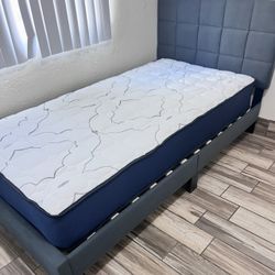 Cama Twin Size Nueva En Su Caja Incluye Colchon