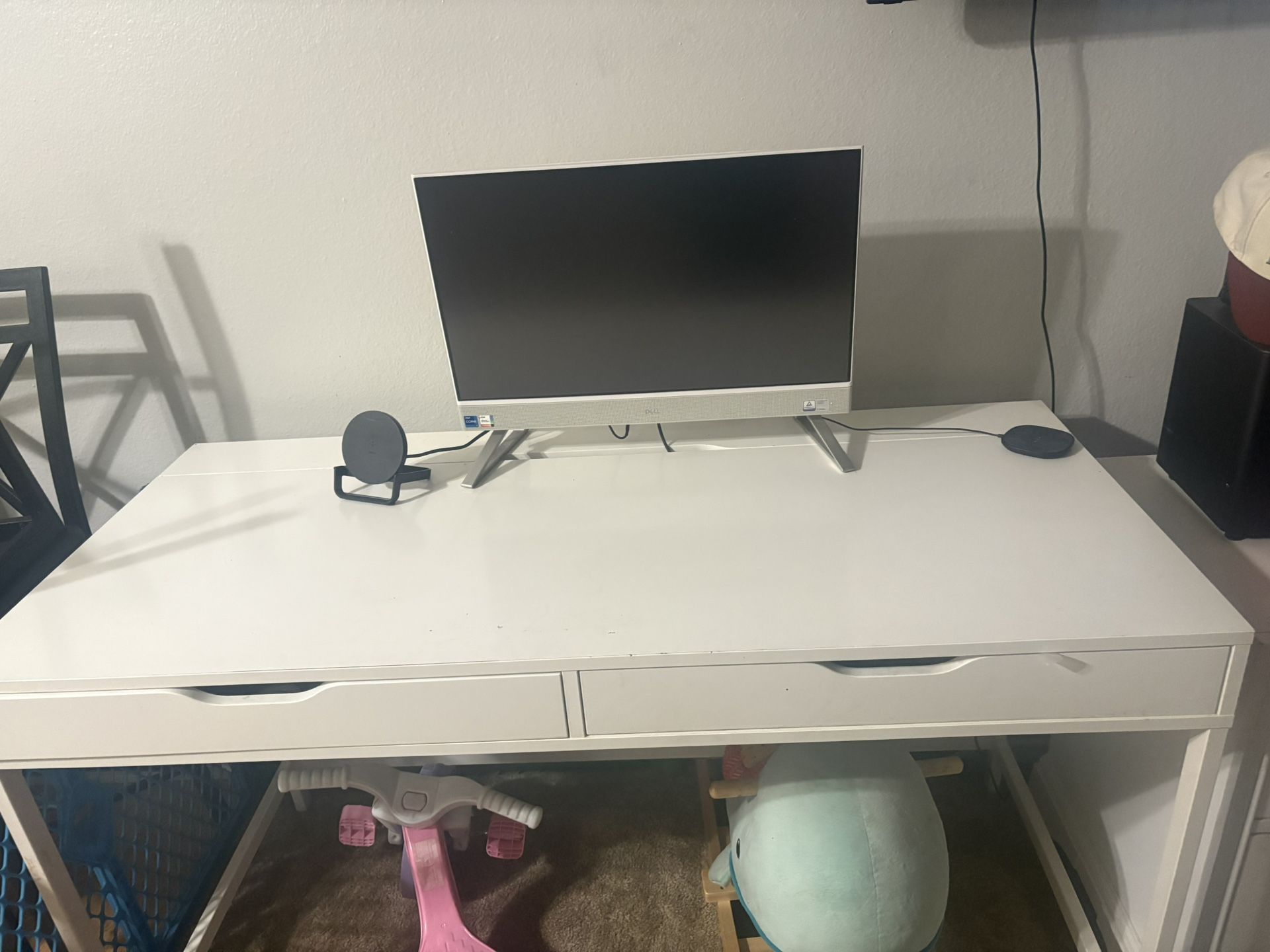 Dell Desktop With HP printer And table
