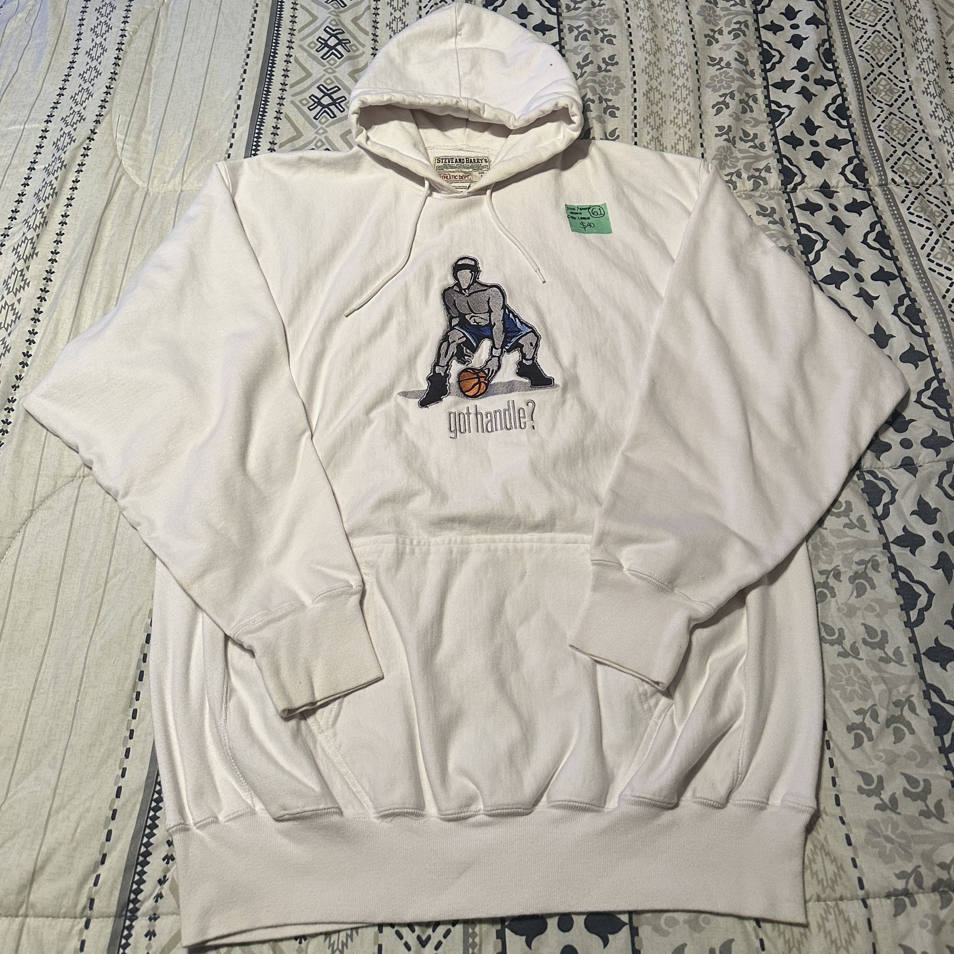 Pre Owned Steve and Barry’s Hoodie for Men
