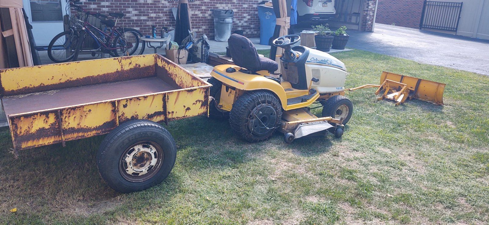Cub Cadet Model HDS 2185