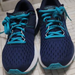 Brooks  Ravenna 9 Size 9