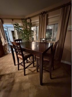 Dining Set