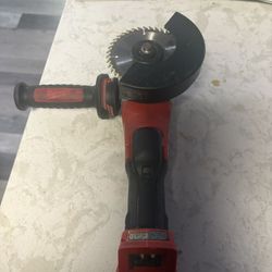 Milwaukee M18 Fuel Grinder