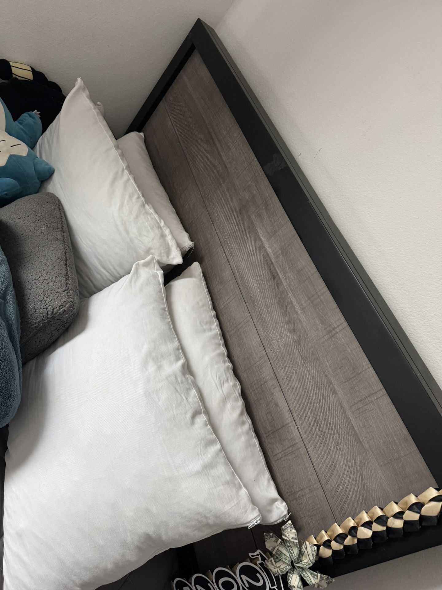 Full Size Bed