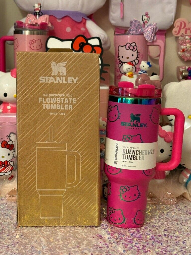 Brand New Hello Kitty Stanley 40oz Dark Pink Kitty Cup