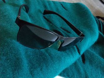 Prada polarized sunglasses (genuine)