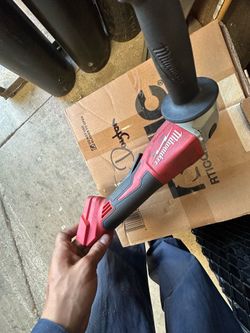 Milwaukee brushless grinder