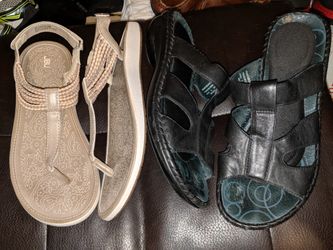 Women's size 9 jbu and proper brand new $15 each
