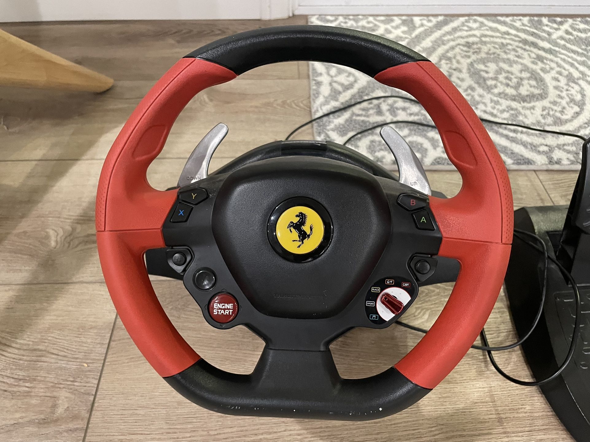 Xbox Racing Wheel - Thrustmaster Ferrari 458 Spider Racing Wheel & Pedals