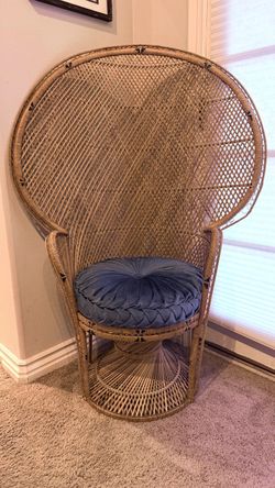 Vintage Wicker peacock chair