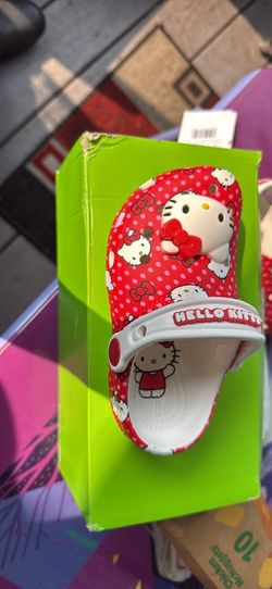 Kelli Kitty Crocs