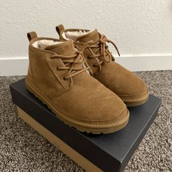 Men’s Uggs Neumel, Size 9
