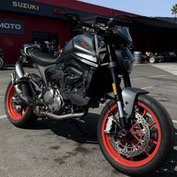 2022 Ducati Monster 937