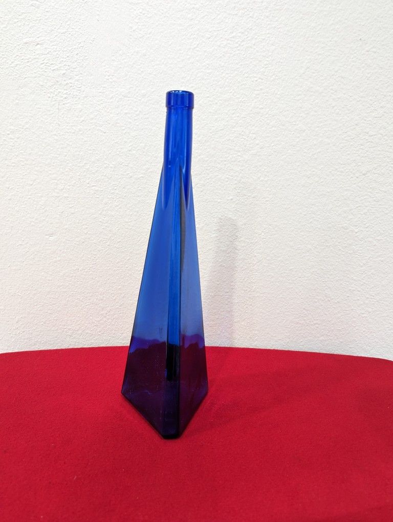 Vintage Triangular Colbalt Blue Bottle/Vase
Decorative