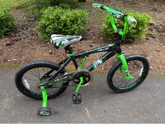 18” bike (training wheels)