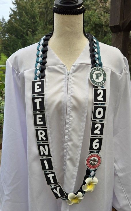 2026 Graduation LEIS