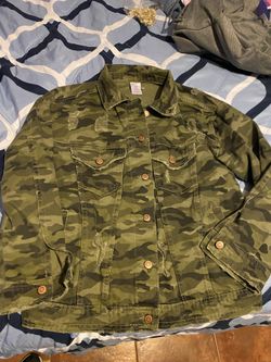 Size Small Adult $10