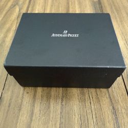 Audemar Piguet Royal Oak sapphire