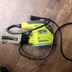 Ryobi 2 Amp Corded 1/4 Sheet Sander