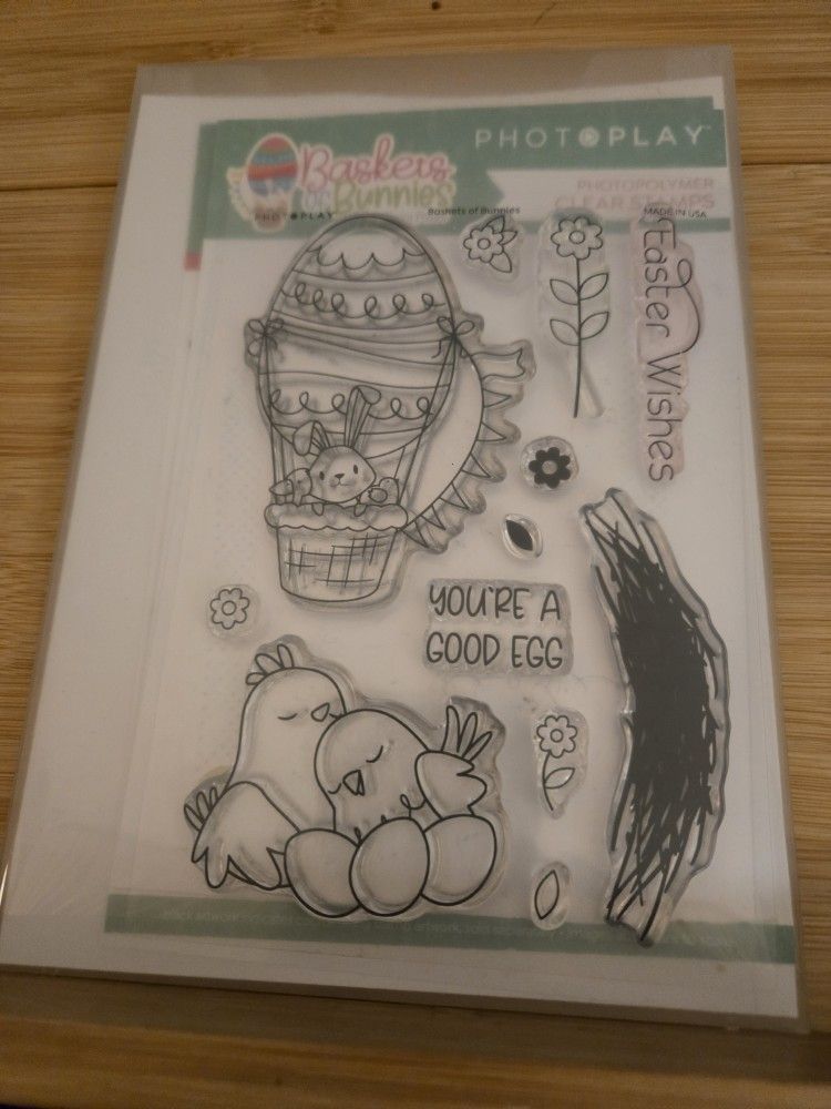 Photo play Easter Whishes Stamp& Die Set