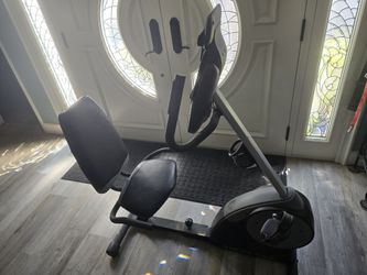 Exercise Bike Gold's Gym