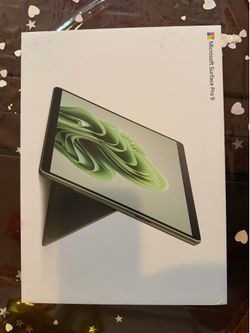 Window Surface pro 9 green