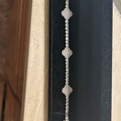Gra Moissanite Diamond Three Clover Bracelet  