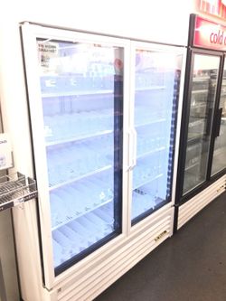 True 2 door cooler LED lights