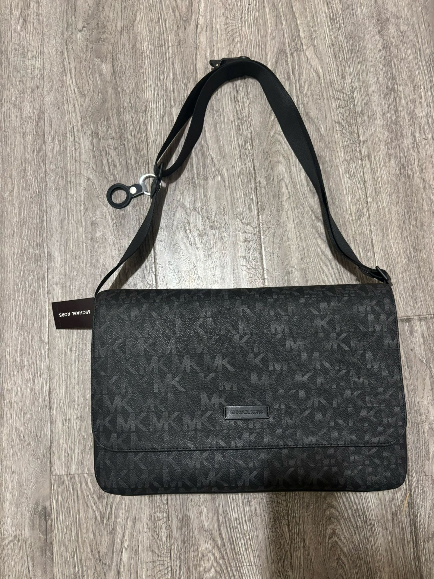 Michael Kors Leather Flap Messanger Bag