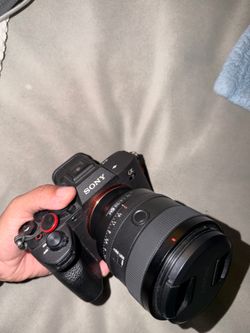 Sony A7 IV with Sony GM 50mm 1.4