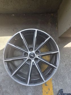 2019 Mustang OEM size 19 rims